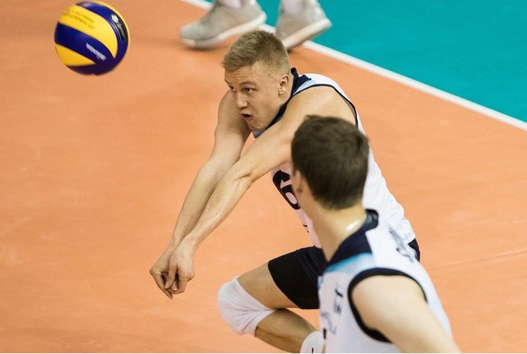 Antti Ronkainen bei der Annahme