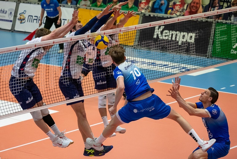 Für die LüneHünen geht es im Halbfinale wieder gegen Friedrichshafen