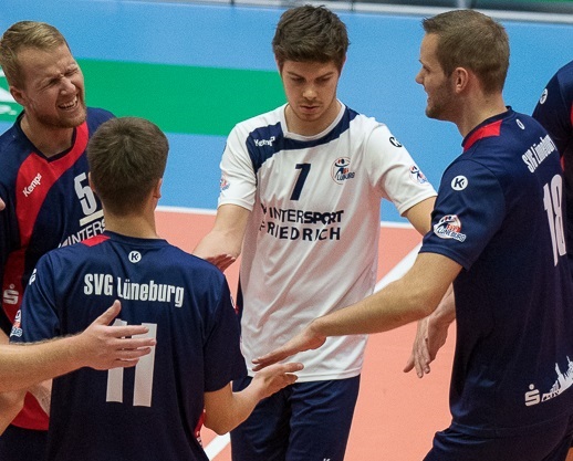 René Bahlburg (l.), Theo Mohwinkel (Nr. 11), Jan Langschwager (Nr. 1) und Patrick Kruse (r.) sind die Stützen der SVG II beim Neuaufbau. Foto: Wölper