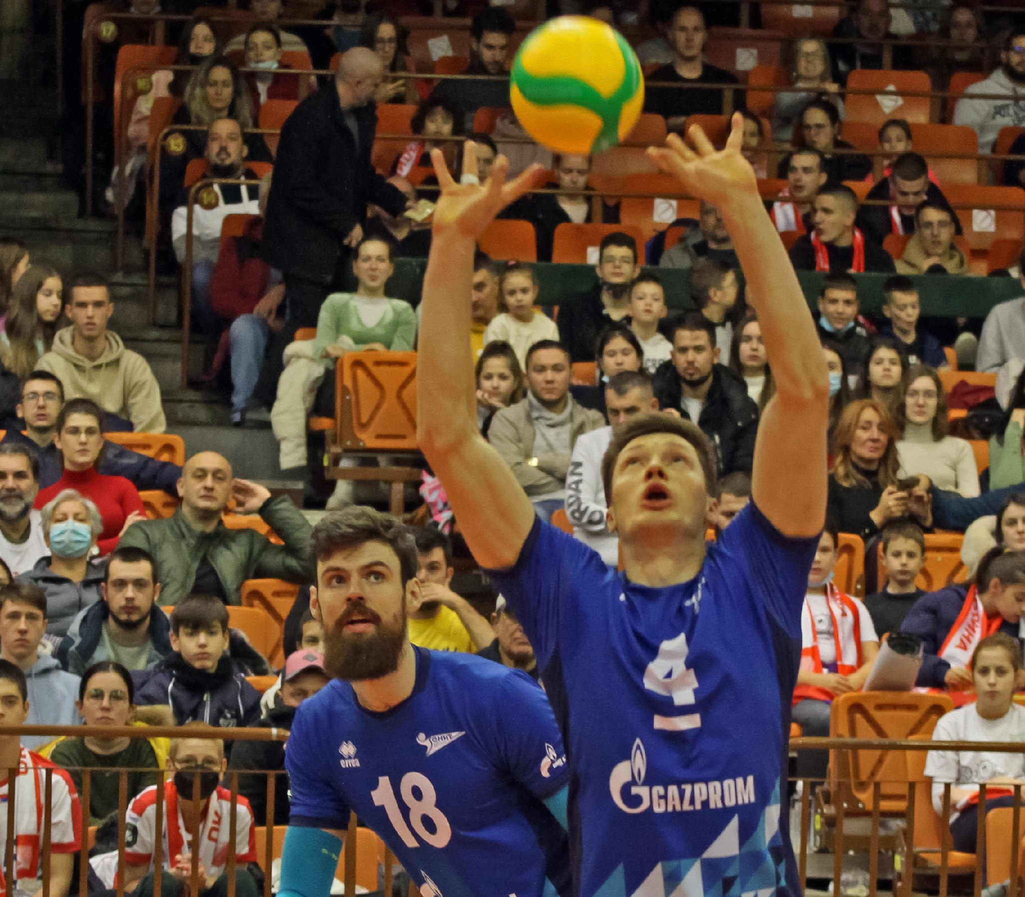 Bei Berlins Gegner Zenit St. Petersburg spielen u.a. Außenangreifer Egor Kliuka (l.) und Zuspieler Egor Kobzar, beide auch Stützen im russischen Nationalteam