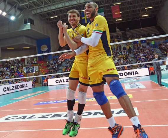 Weltstars in Modena und dicke Kumpel: Der Brasilianer Bruno (l.) und der Franzose Earvin Ngapeth. Foto: WoV