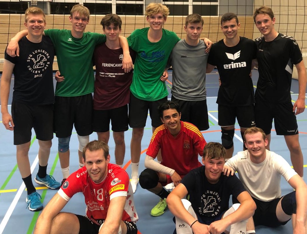 Optimistisch und voller Tatendrang blickt die SVG II - hier ohne die beiden Routiniers René Bahlburg und Michel Schlien - der neuen Saison entgegen. Foto: facebook