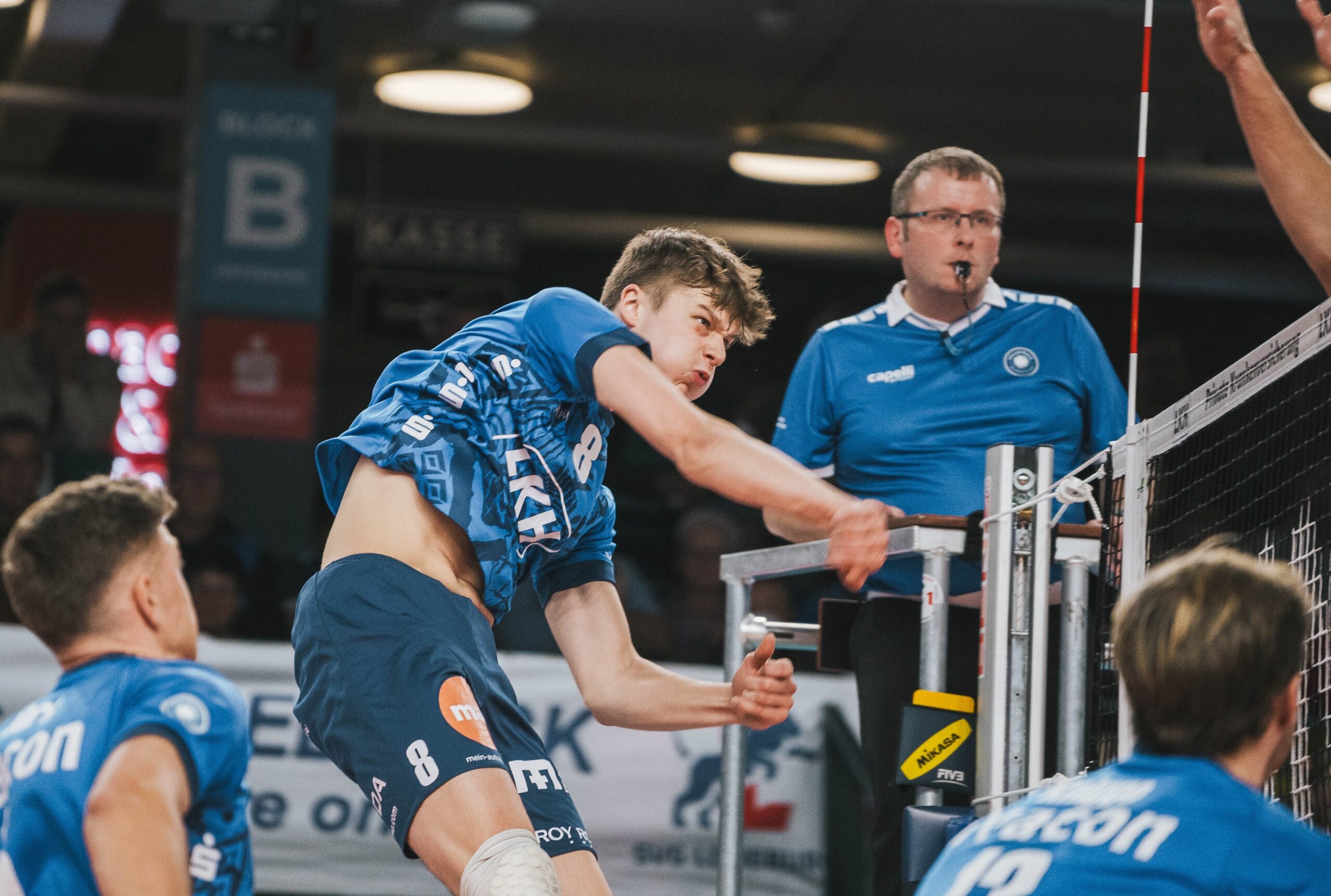 Theo Mohwinkel in Aktion: Das SVG-Eigengewächs durfte mal wieder von Beginn an ran und ein ganzes Match bestreiten, überzeugte und wurde sogar zum MVP gewählt. Foto: Höfel